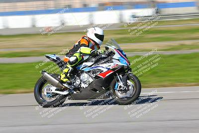 media/Jan-20-2023-Fastrack Riders (Fri) [[f2ad32aba3]]/Private/session 4 turn 6/